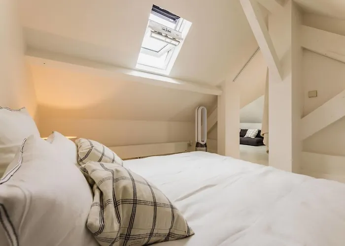 Dom wakacyjny Aia Keyweek Quiet Town House *