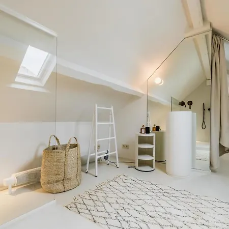 Aia Keyweek Quiet Town House * Μπιαρίτζ