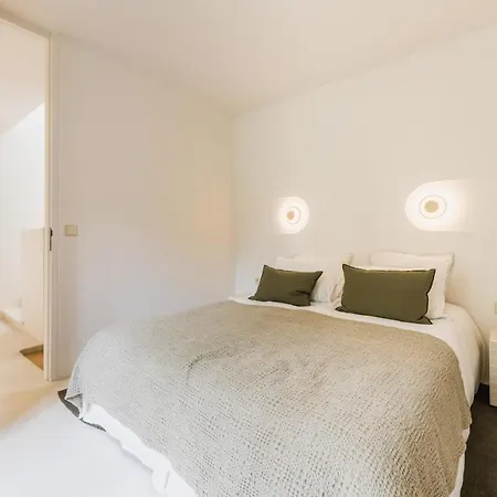 Aia Keyweek Quiet Town House *