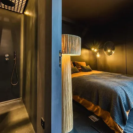 Aia Keyweek Quiet Town House Μπιαρίτζ