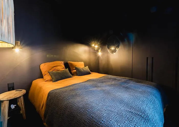 Aia Keyweek Quiet Town House *