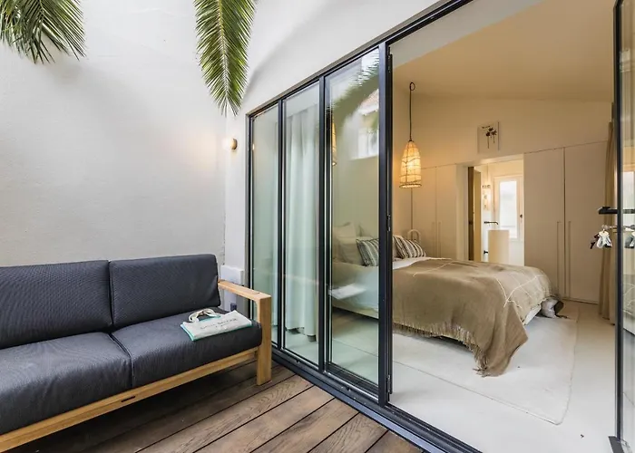 Aia Keyweek Quiet Town House * 比亚里茨