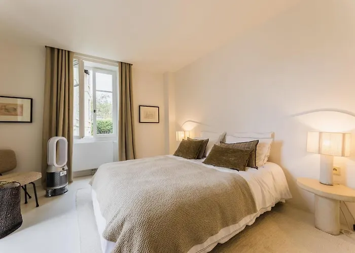 Aia Keyweek Quiet Town House *